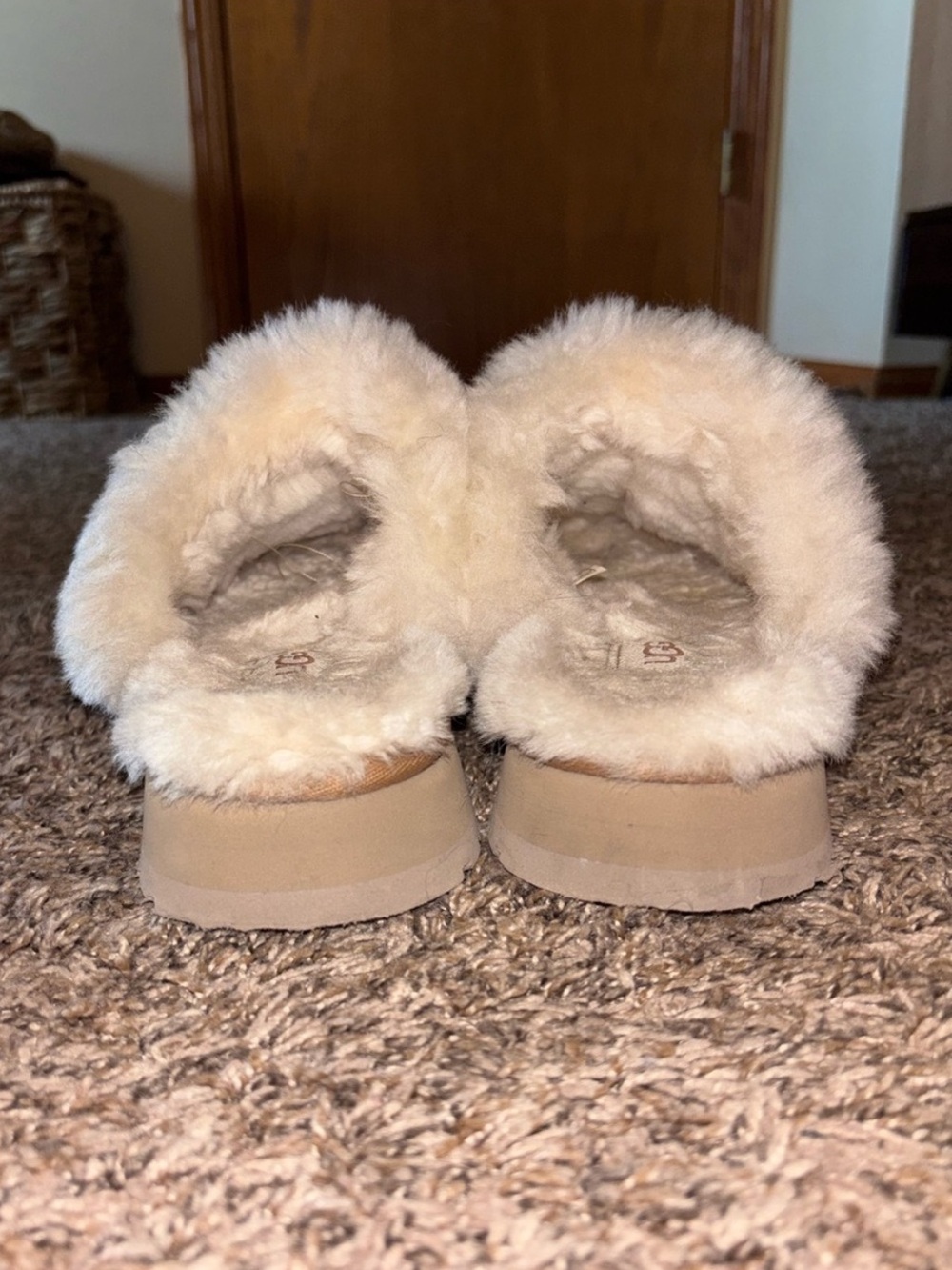 UGG Disquette slippers - Picture 6 of 8